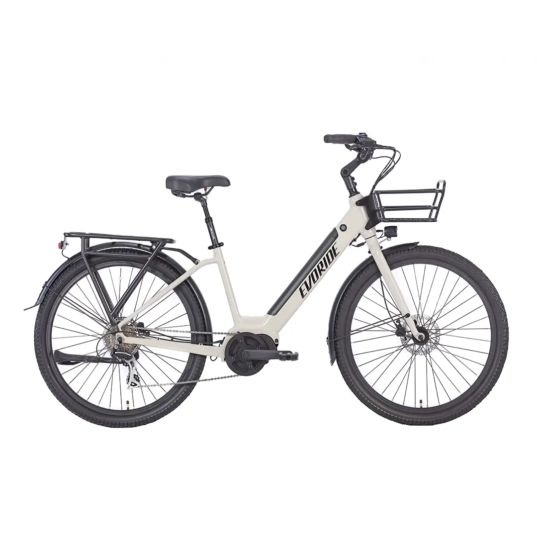 Evoride City elsykkel 2024 — hvit bysykkel med midtmotor og hydrauliske bremser