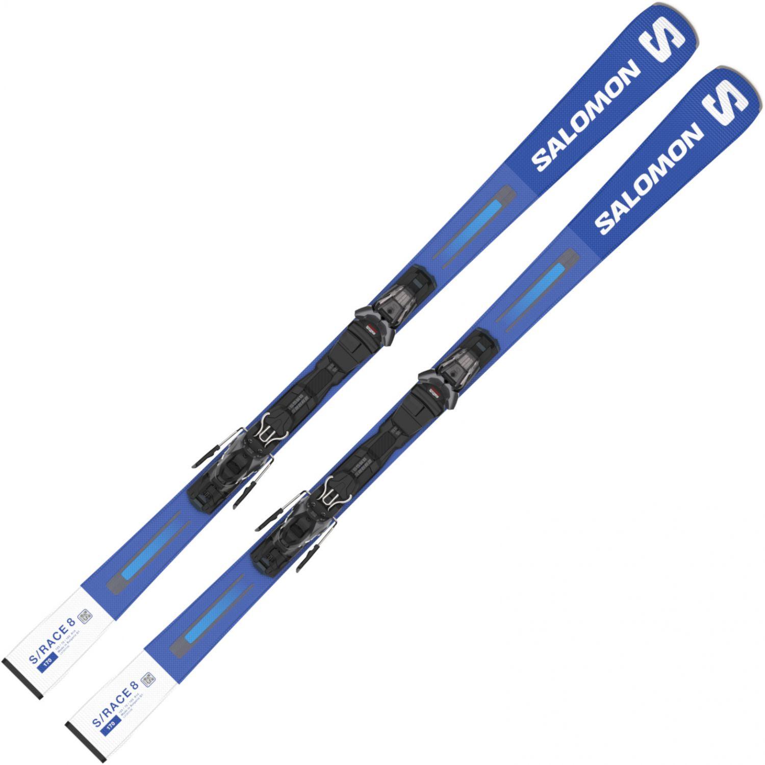 Salomon S/Race 8 alpinski i sort og oransje race-design på hvit bakgrunn