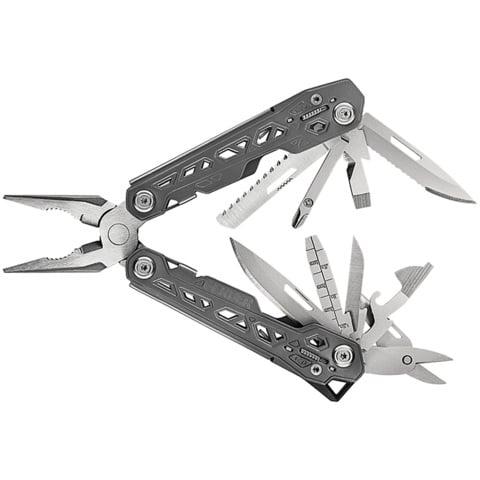 Gerber Truss multiverktøy med tang og 17 funksjoner på hvit bakgrunn
