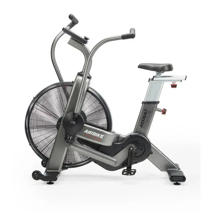 Assault Fitness AssaultBike Elite toppmodell med rustbehandlet stålramme og større sete for kommersielt bruk