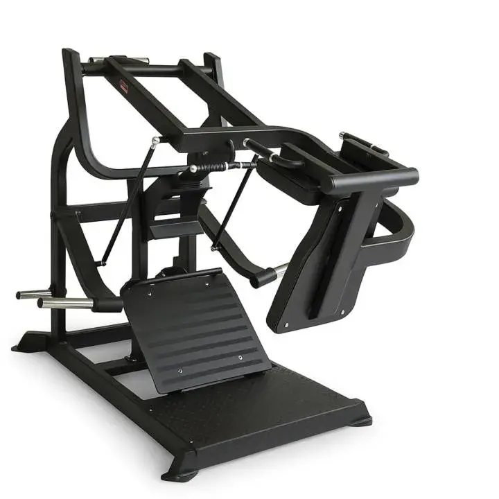 SQ&SN Pendulum Squat maskin i matt svart stål for kommersielt gym